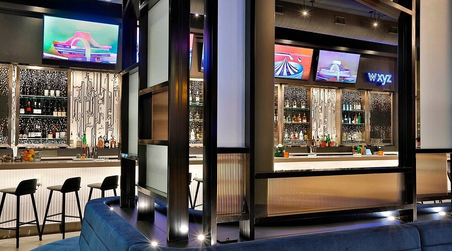 W xyz bar