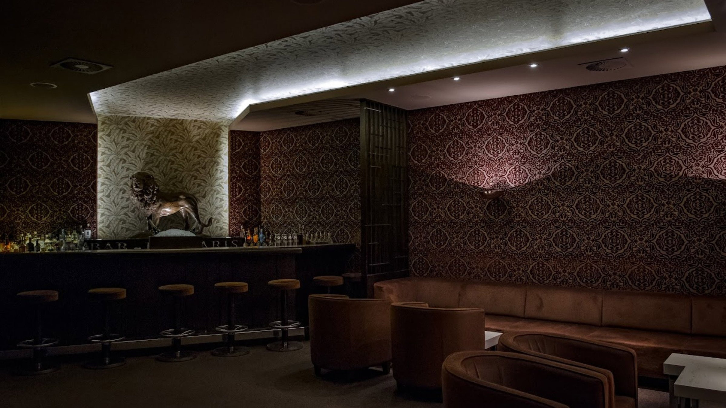 Le Lion Bar de Paris