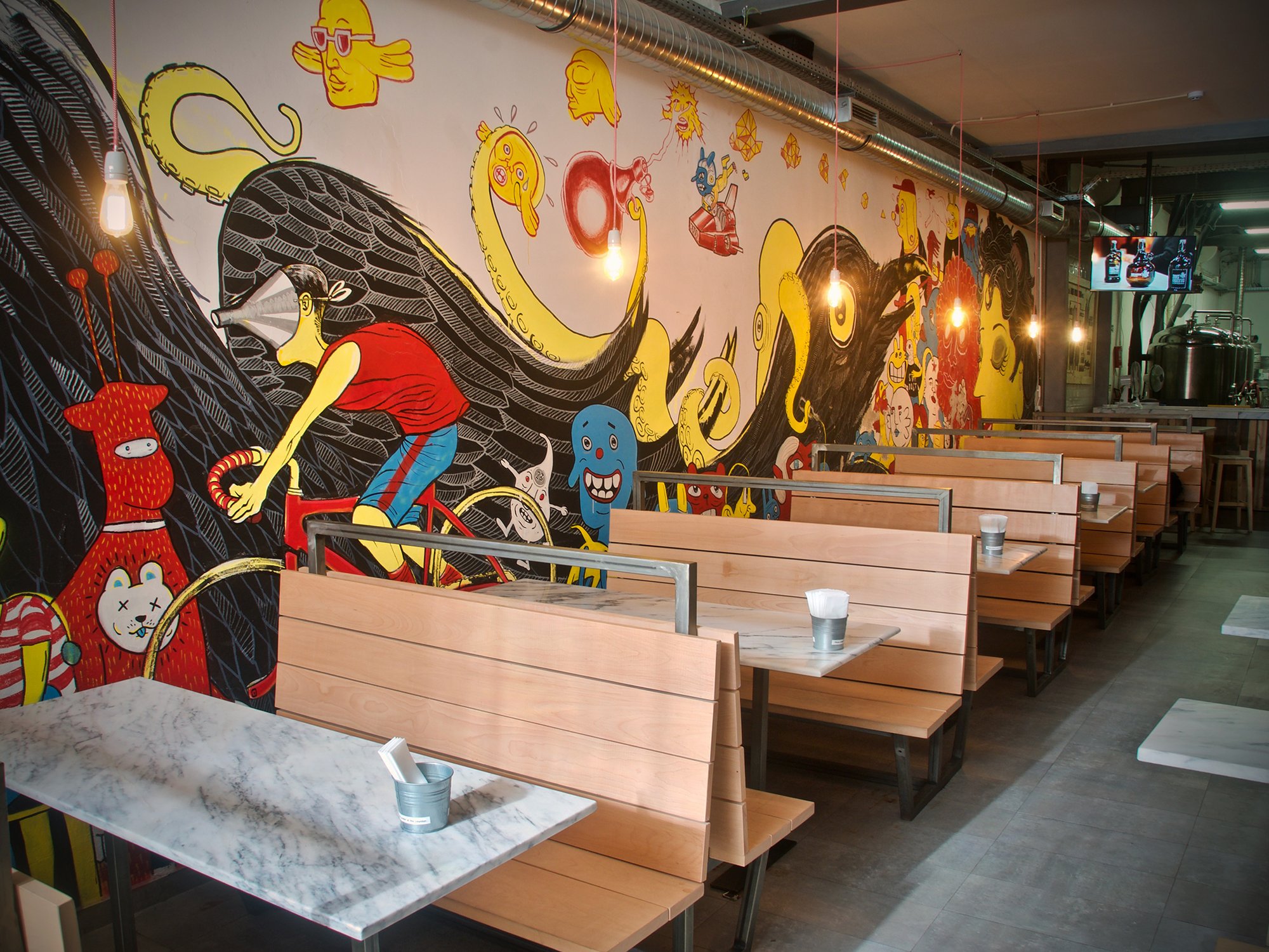 Dois Corvos Marvila Taproom, Bar in Lisbon
