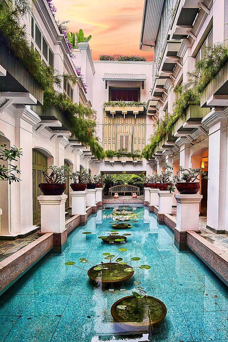 The Oriental Spa Pool Bar, Bar in Bangkok