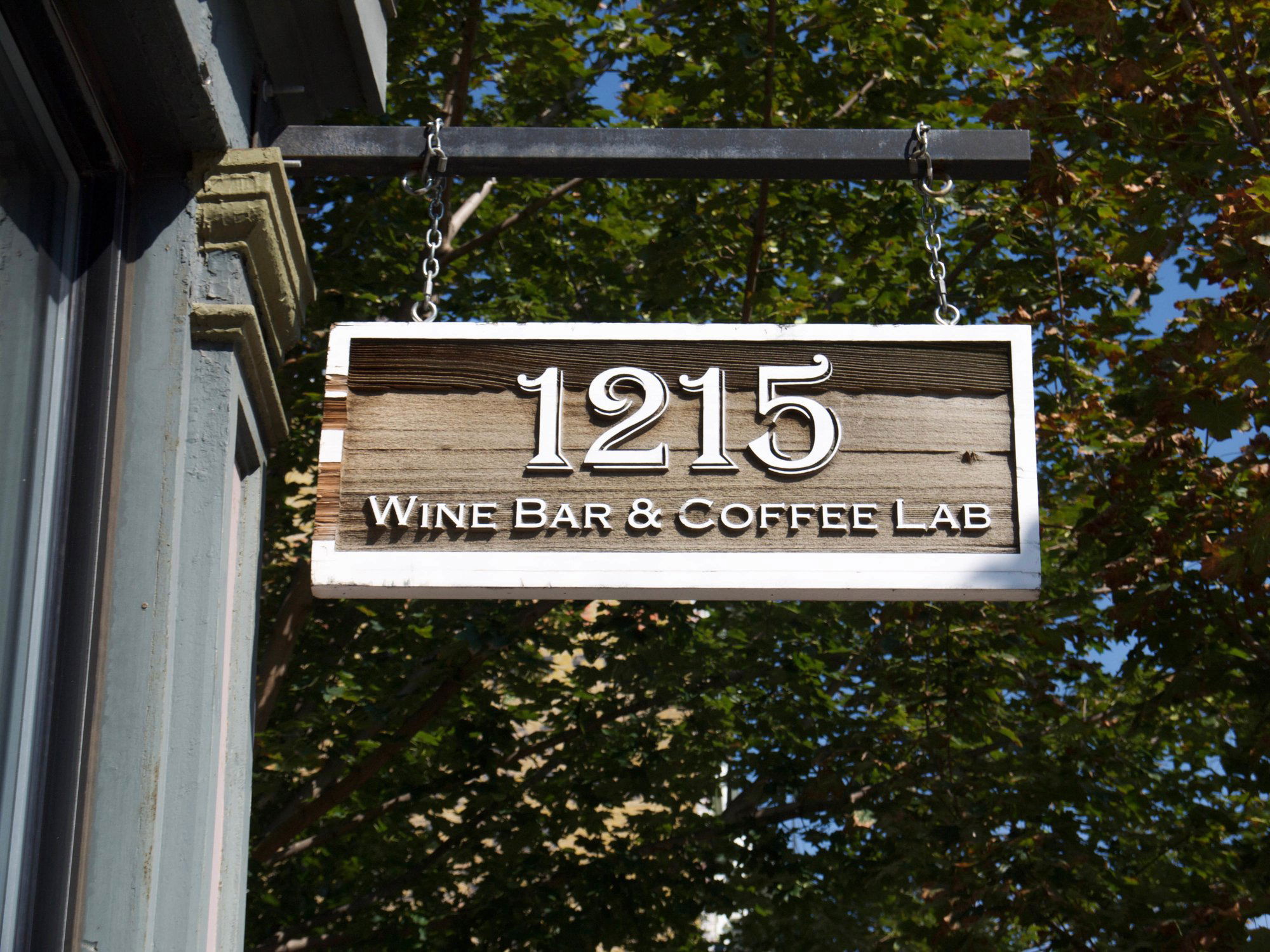 1215 Wine Bar & Coffee Lab, Bar in Cincinnati