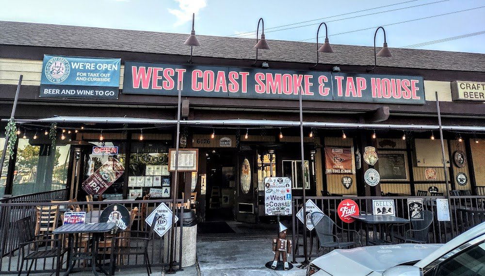 6126 Lake Murray Blvd, Bar in La Mesa