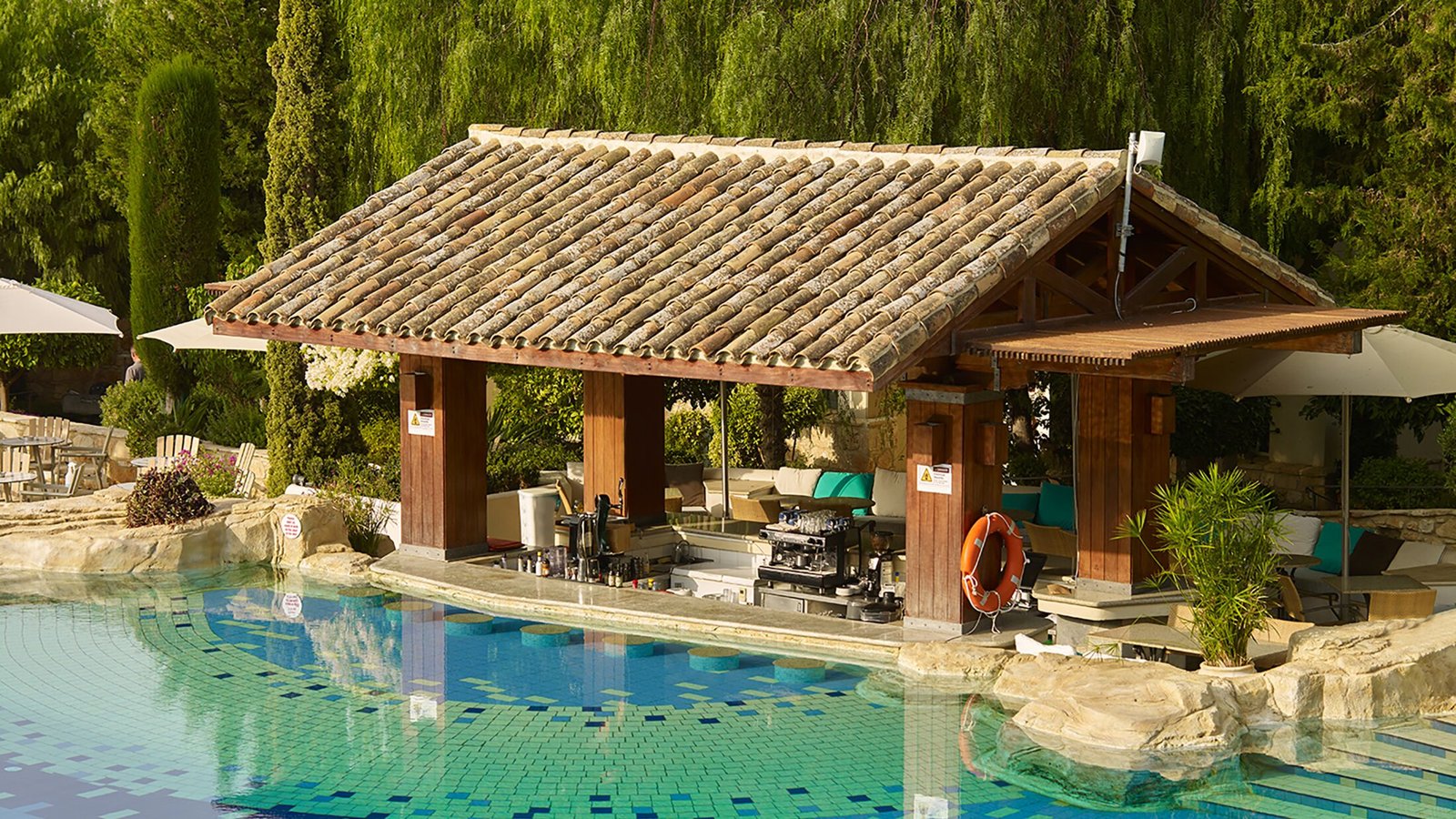 Poseidon Pool Bar