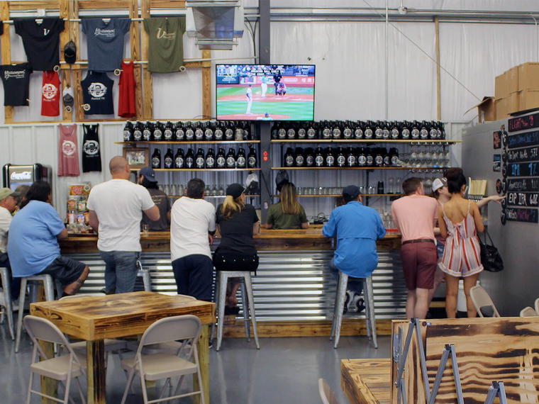Vallensons Brewing Company, Pearland, United States