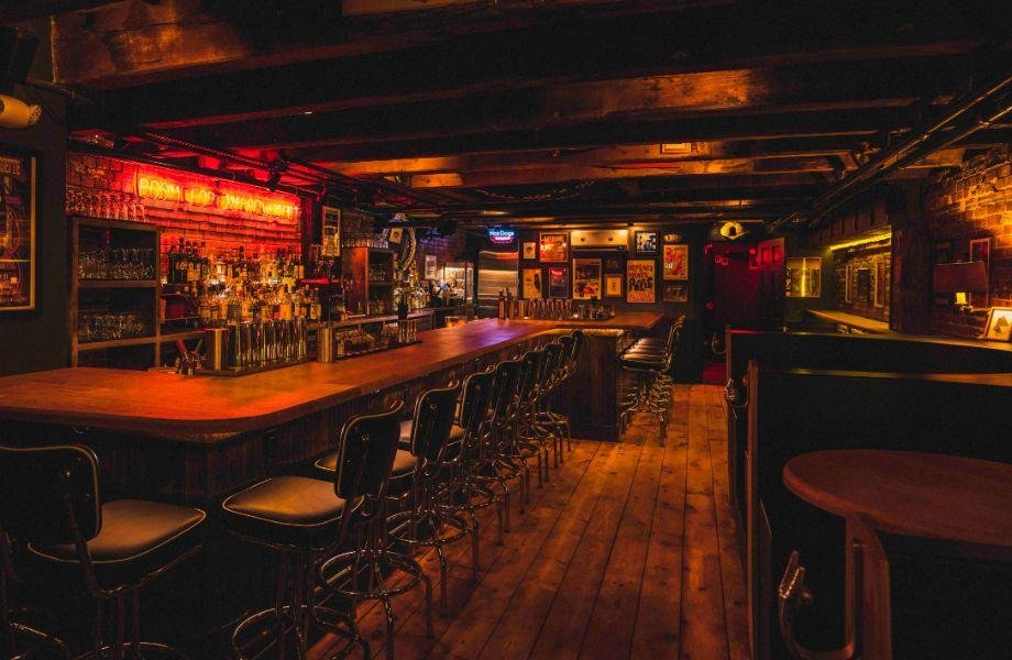 Room for Improvement, Bar in Portland