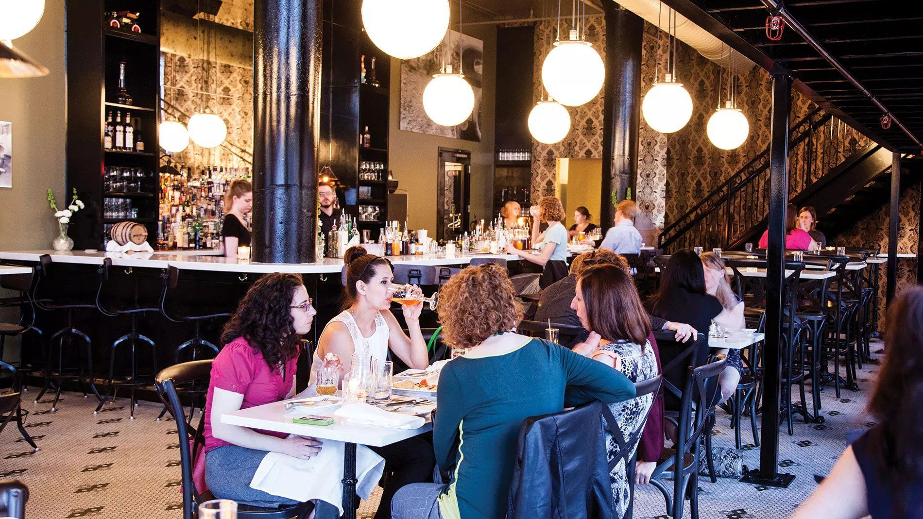 Small Batch Whiskey & Fare, Bar in St Louis