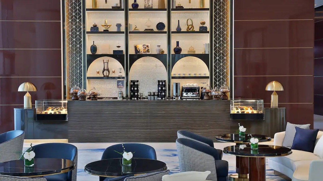 Peacock Alley, Bar in Doha