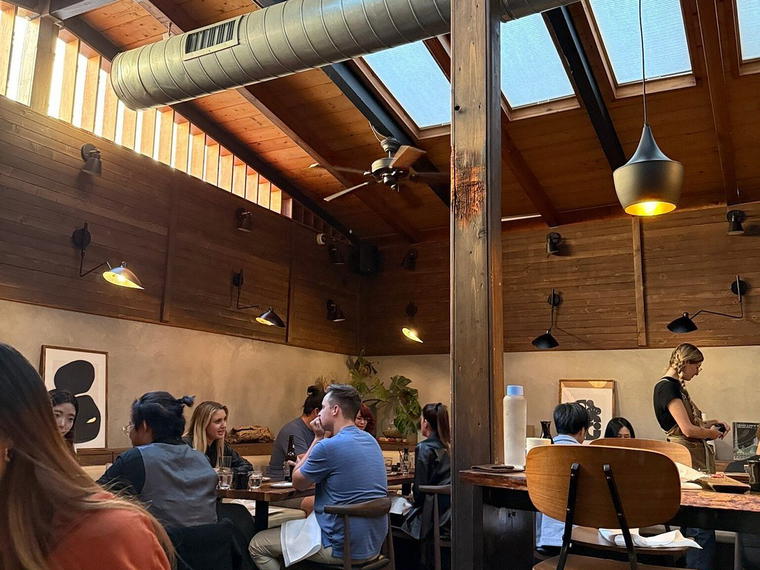 Azuki Sushi Lounge, San Diego, United States