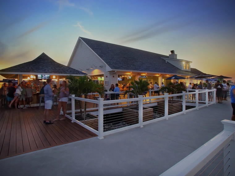 Donavan's Reef, Oak Bluffs, United States