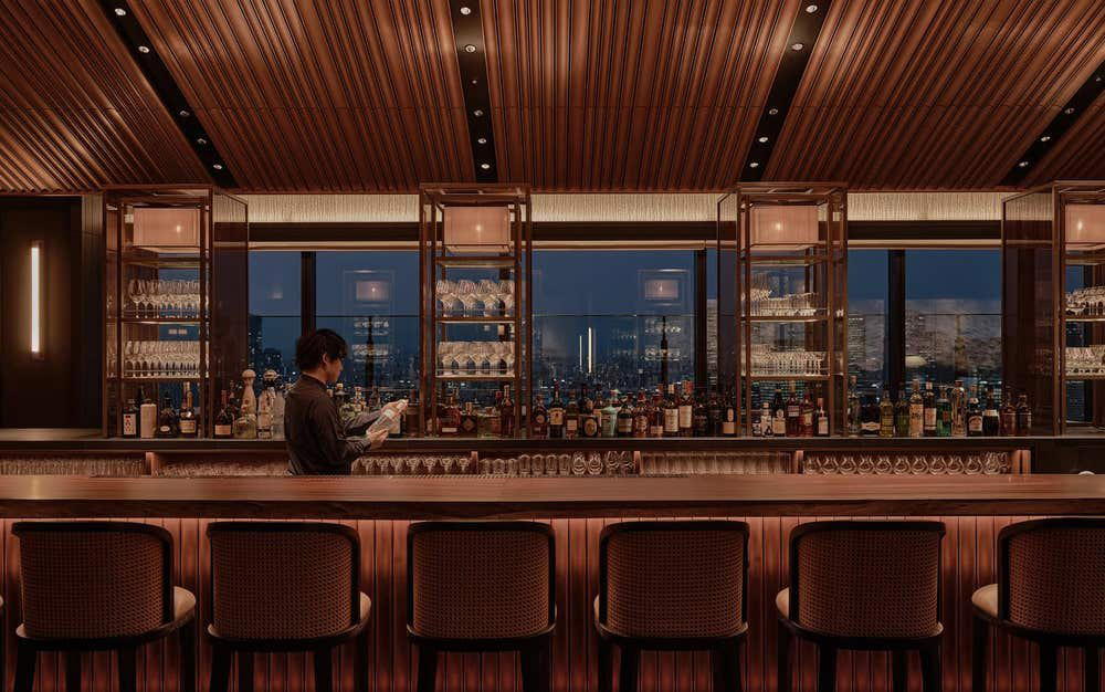 Sonata Bar & Lounge bar in Osaka, Japan