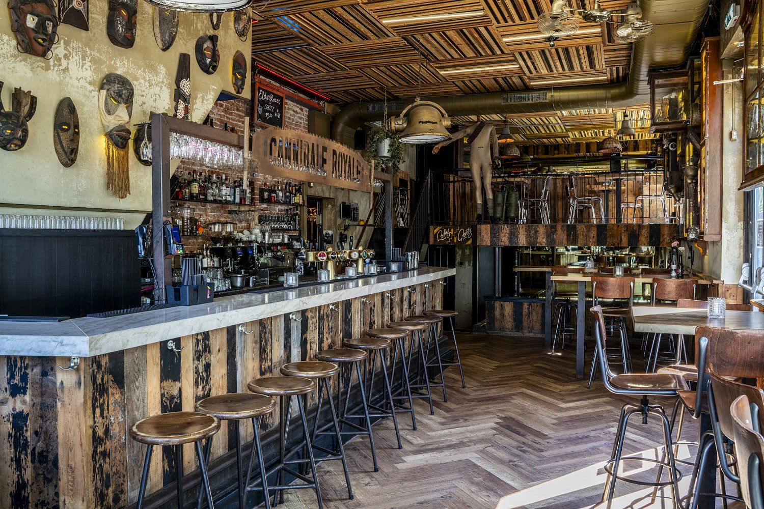 Cannibale Royale Handboogstraat, Bar in Amsterdam