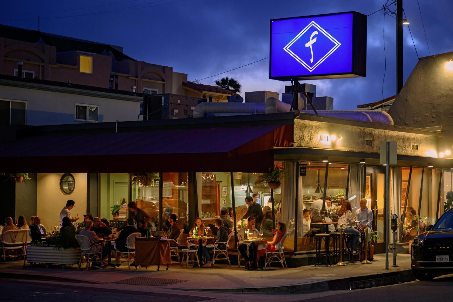 Vin Folk bar in Manhattan Beach