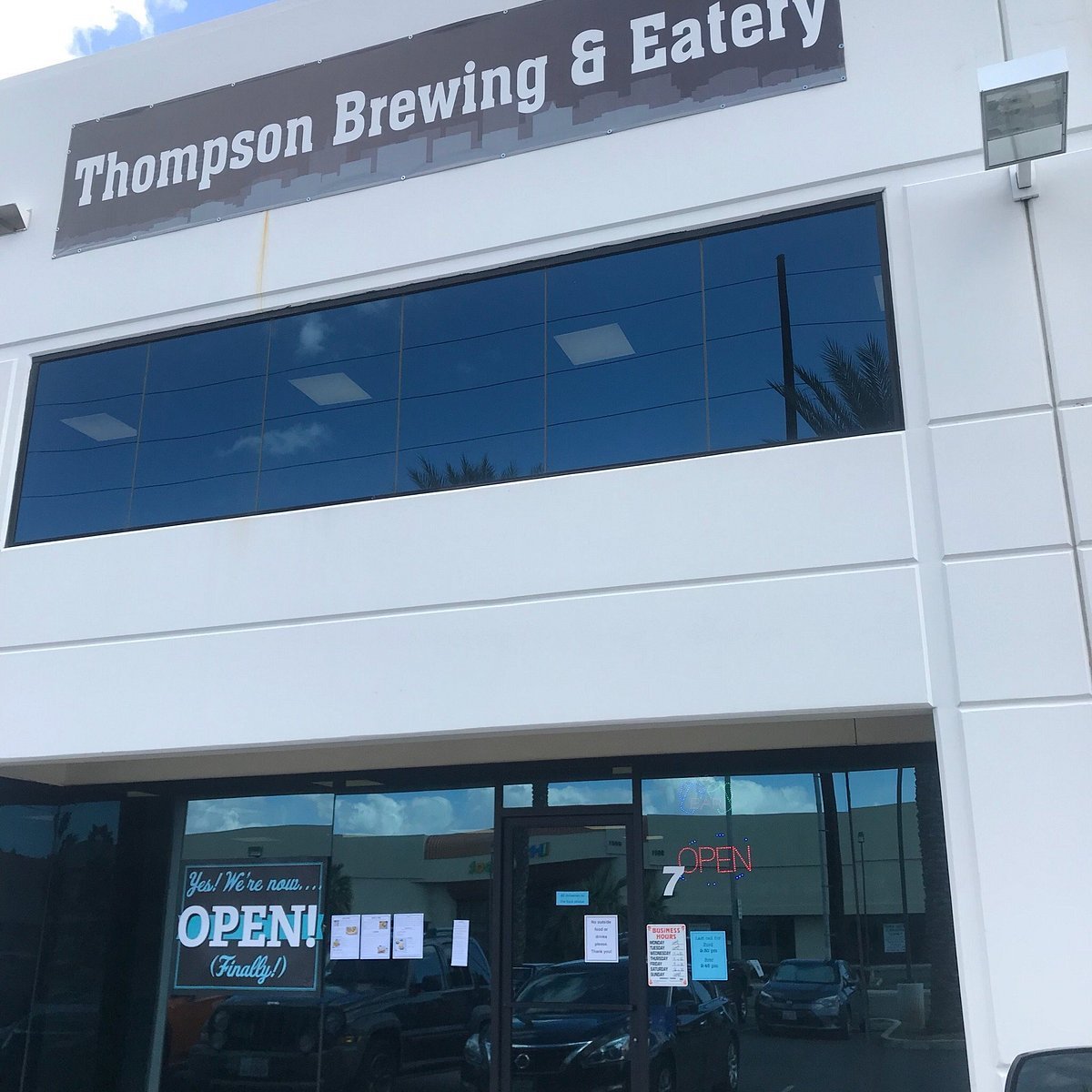 Thompson Brewing Company bar in Riverside, United States