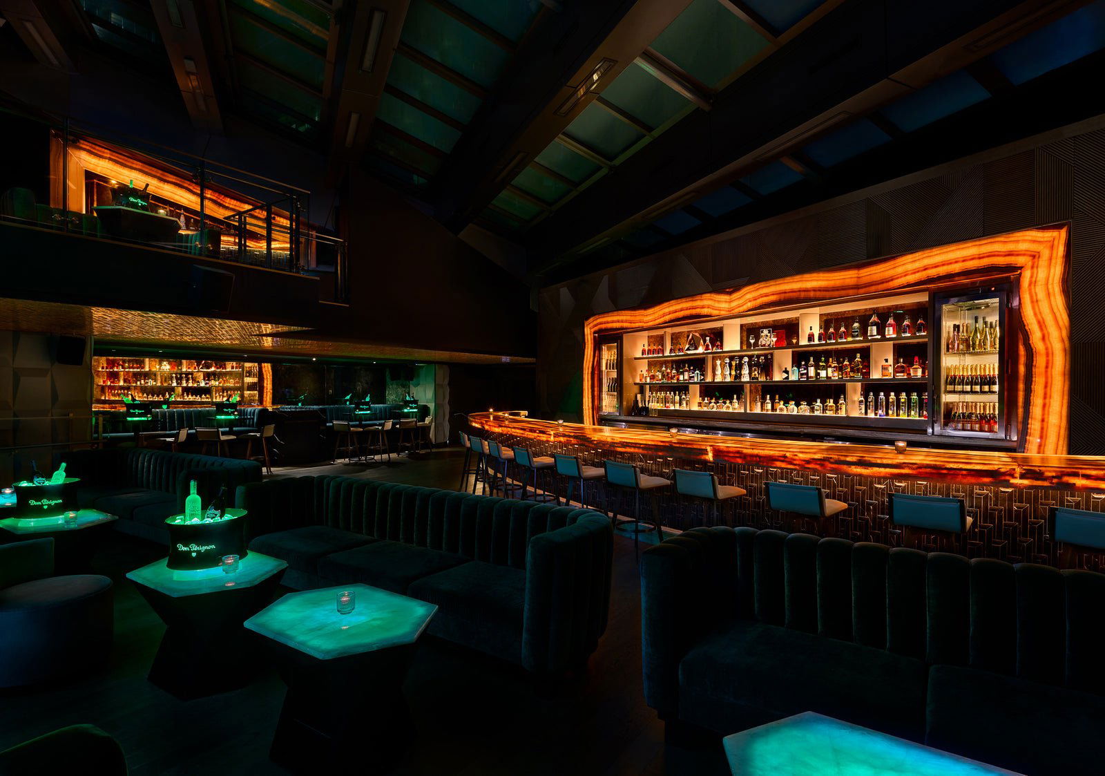 Mansion Nightclub, Bar in Vancouver