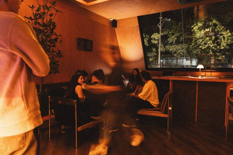 En Par bar in Jakarta