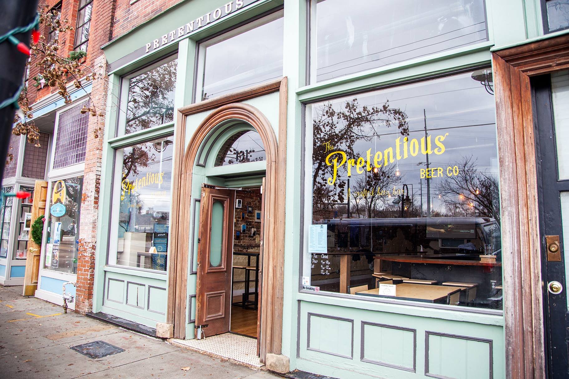 Pretentious Beer Co, Bar in Knoxville