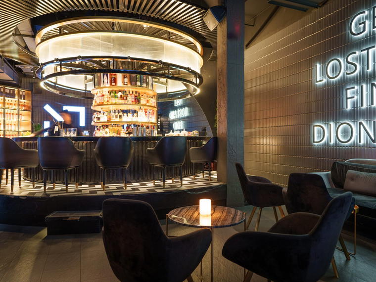 Bar 404, Toronto, Canada