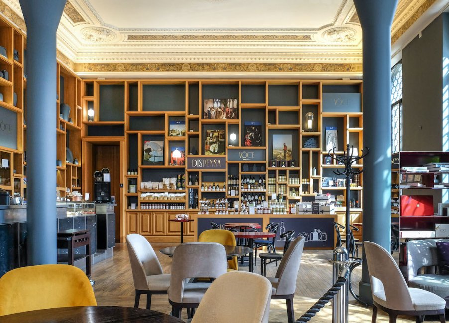 Voce Aimo e Nadia bar in Milan, Italy