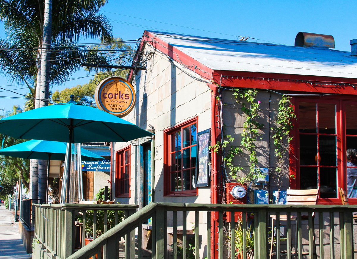 Corks n' Crowns Tasting Room and Wine Sales, Bar in Santa Barbara