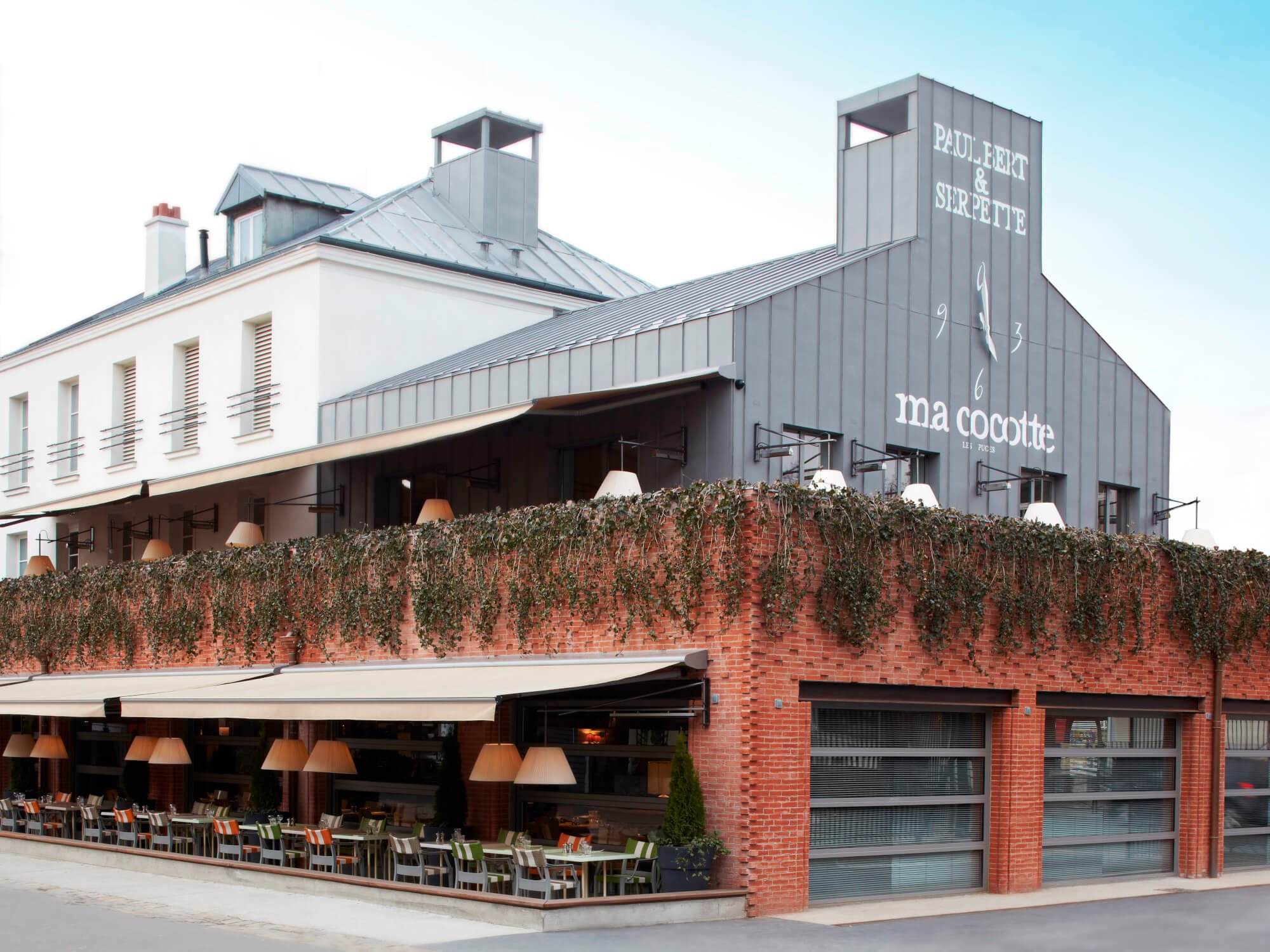 Ma Cocotte St Ouen bar in Saint Ouen, France