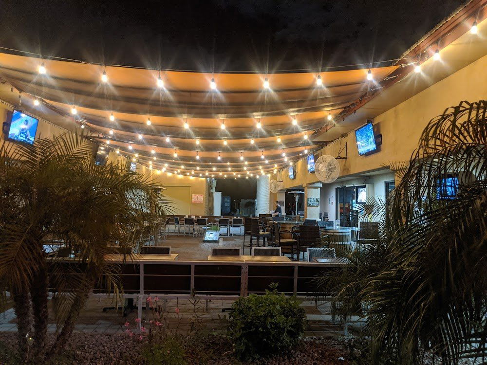 Bogey's Lounge, Bar in Scottsdale