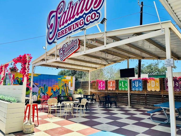Saludos Brewing Co., Laredo, United States