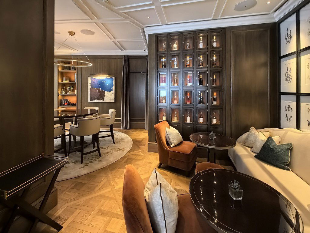 Heritage Bar, Bar in Bucharest
