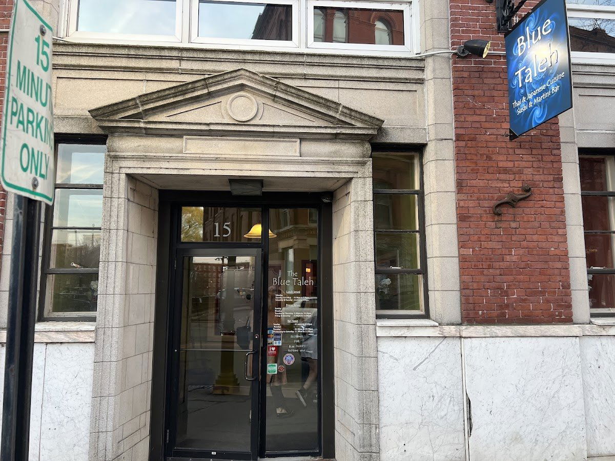 Blue Taleh, Bar in Lowell