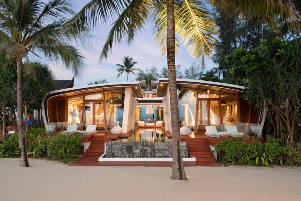 Campana Lounge, Bar in Phang Nga