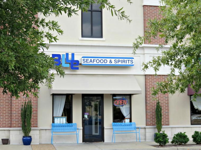 Blue Seafood & Spirits, Virginia Beach, United States