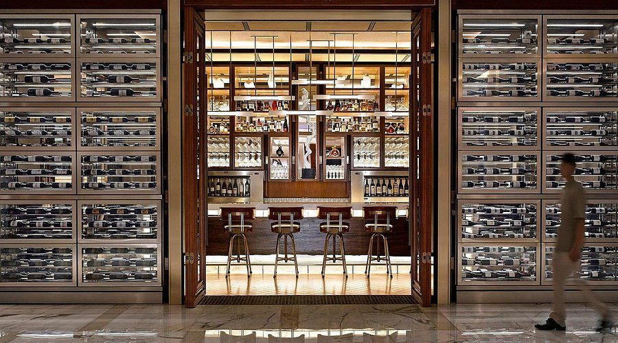 Vinotheque bar in Beijing