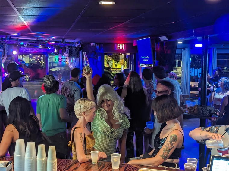 Kajun's Karaoke Bar, New Orleans, United States