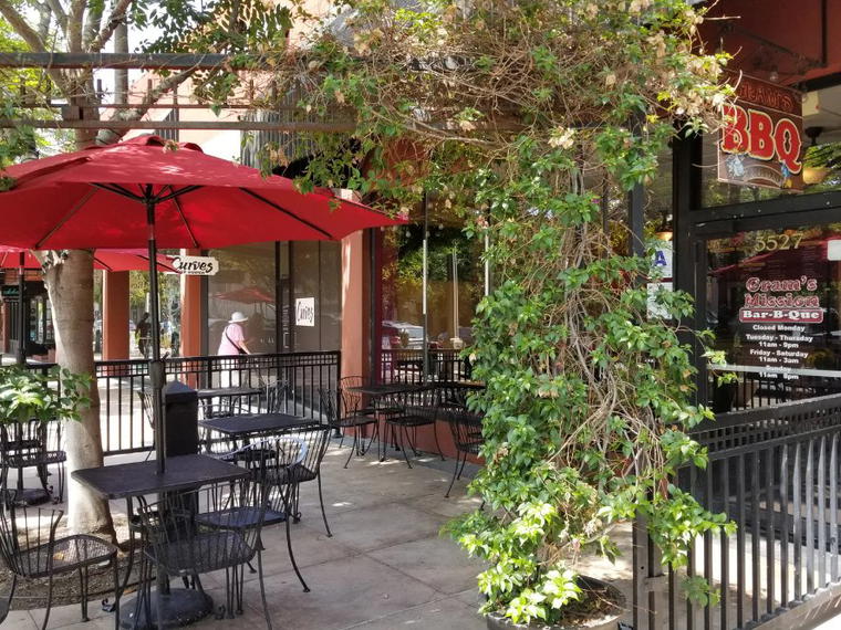 Gram's BBQ Restaurant & Catering, Riverside, United States
