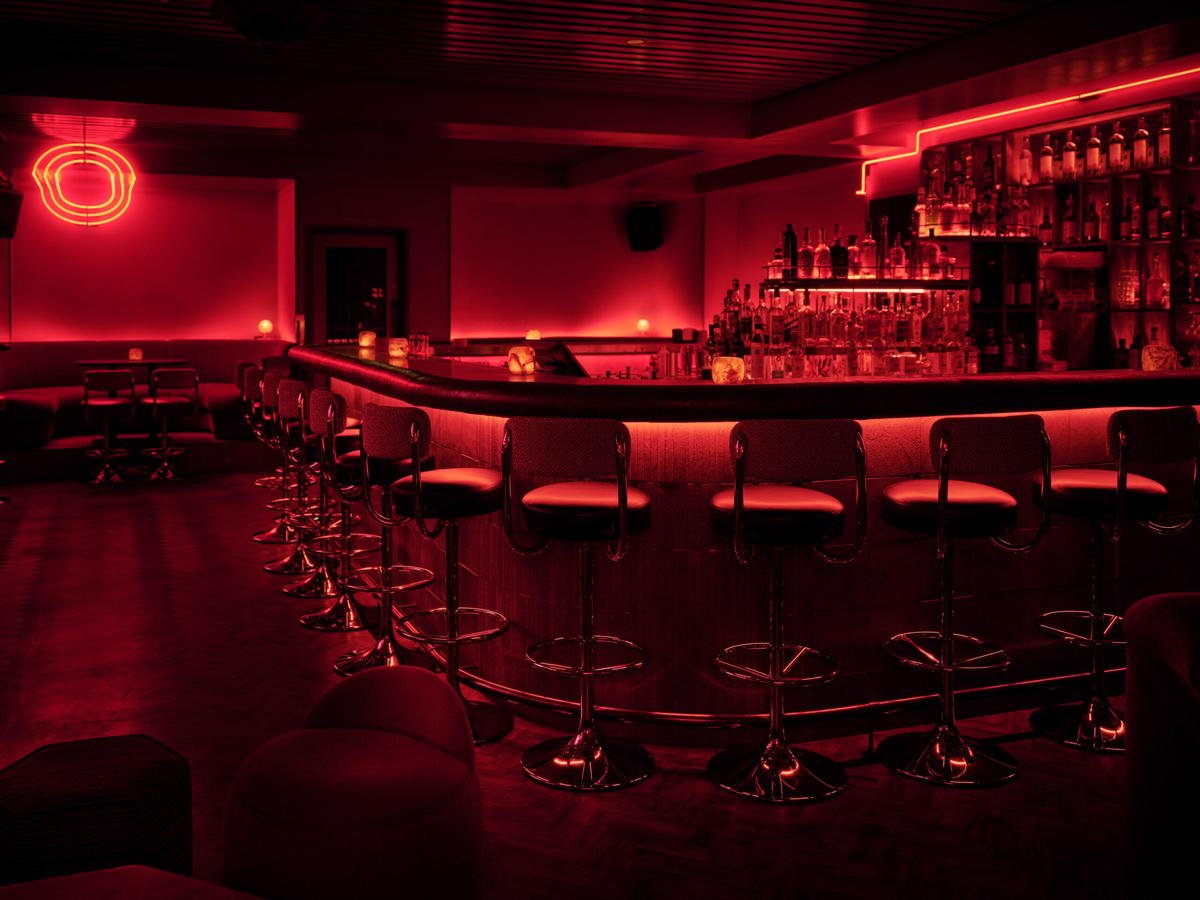 El Siete, Bar in London