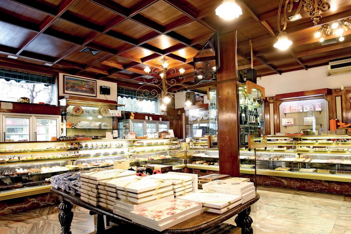 Pasticceria Costa bar in Palermo, Italy