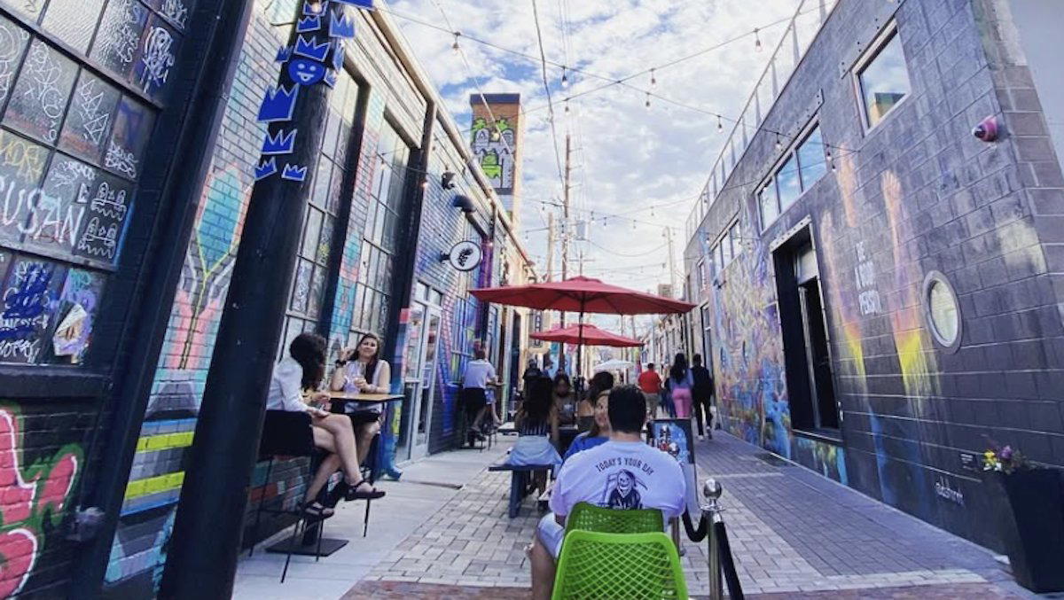 La Vie En Rose bar in Denver, United States