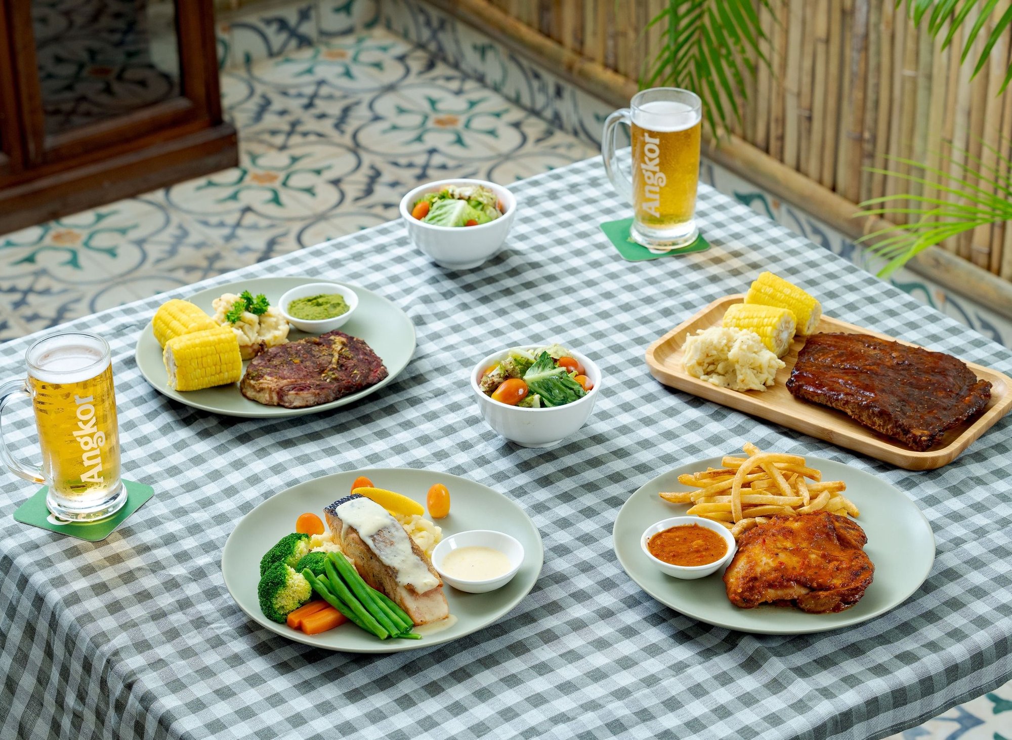 Bamboo Bar