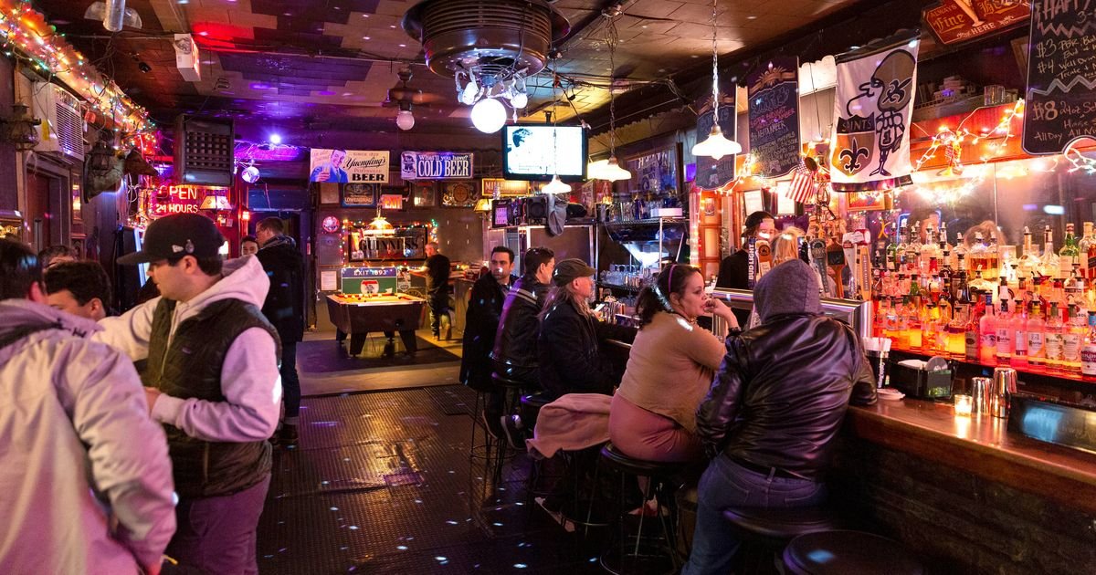 Parkside Lounge, Bar in New York City