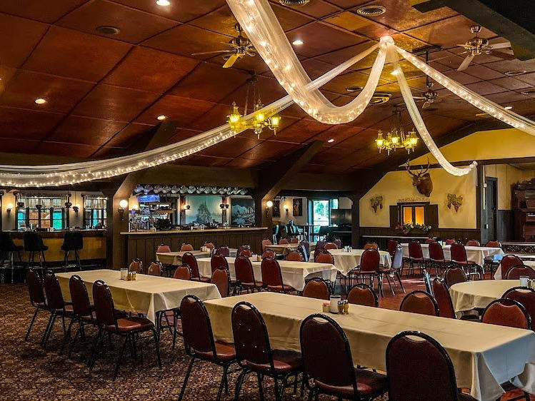 Dorf Haus Supper Club, Roxbury, United States