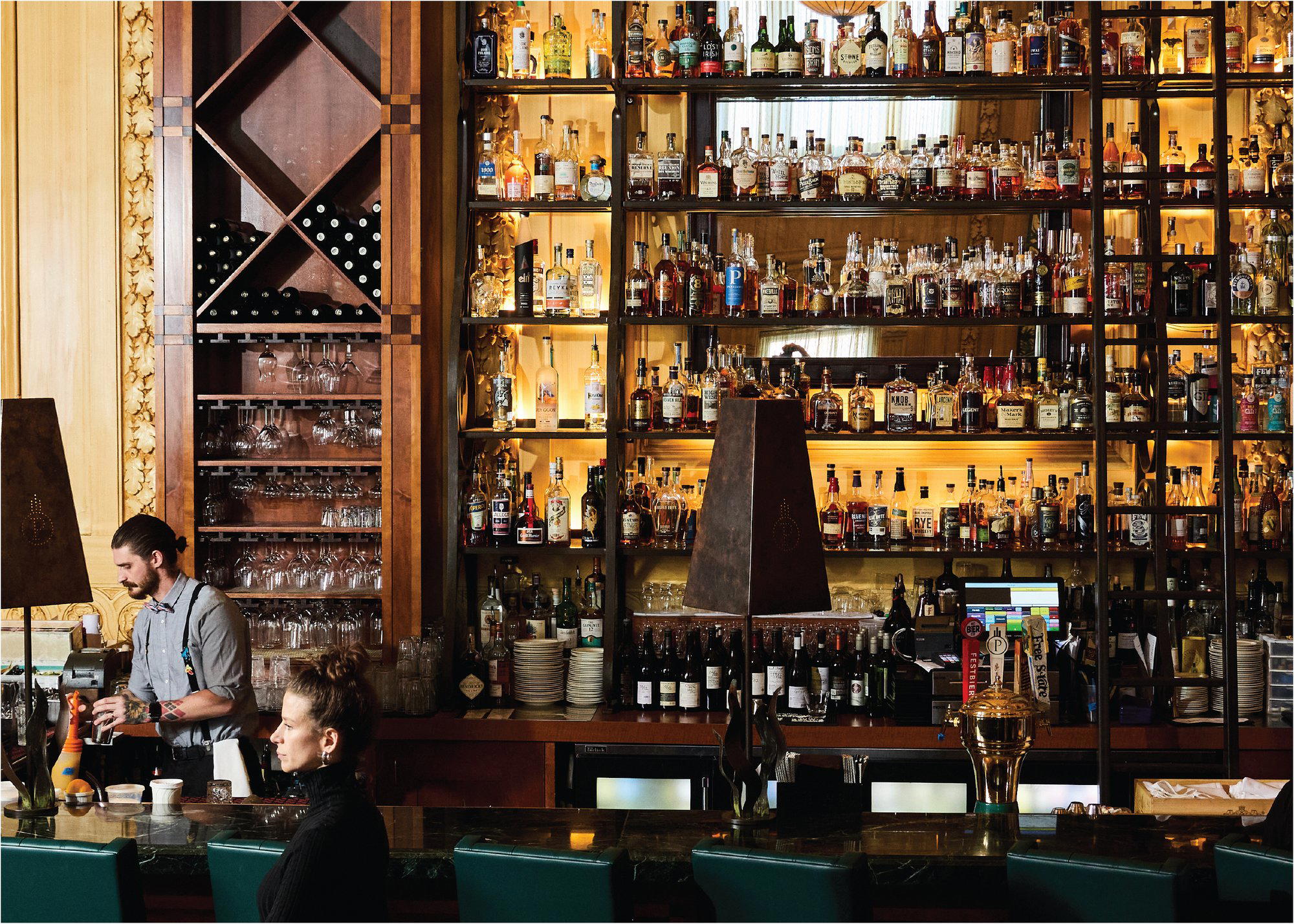 Pierpont's at Union Station bar in Kansas City, United States