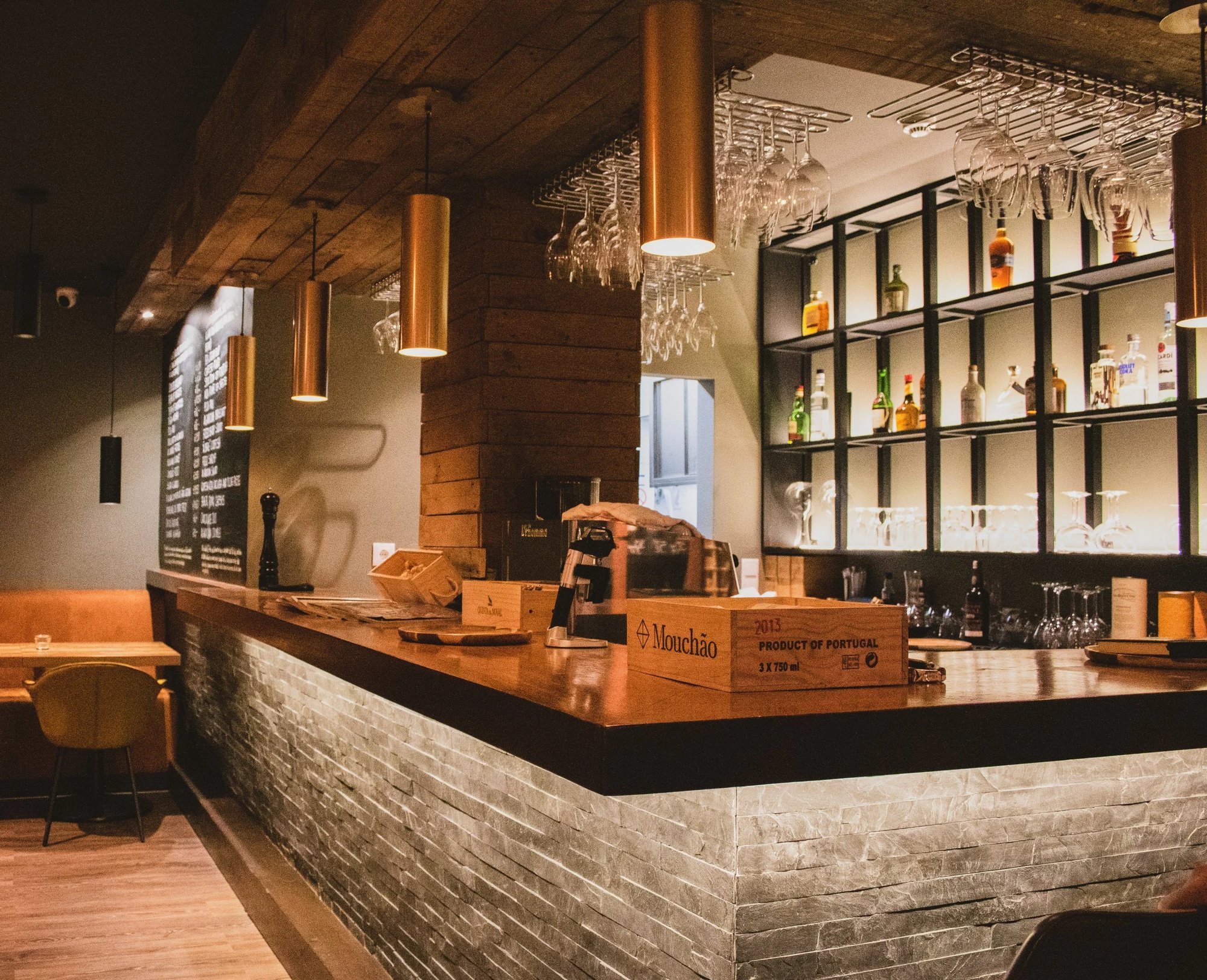 Touriga Wine & Dine bar in Carvoeiro, Portugal