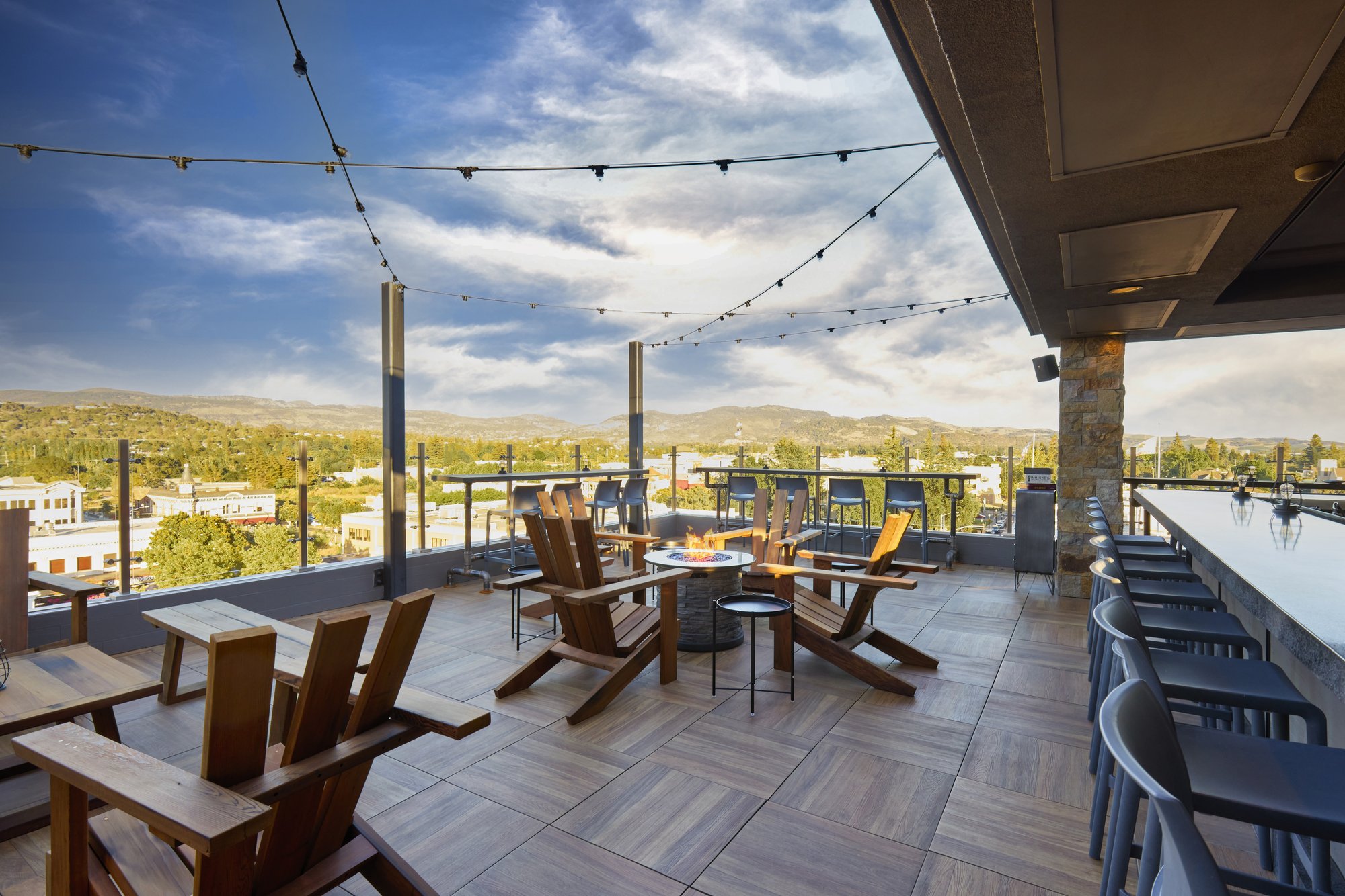Sky & Vine Rooftop Bar