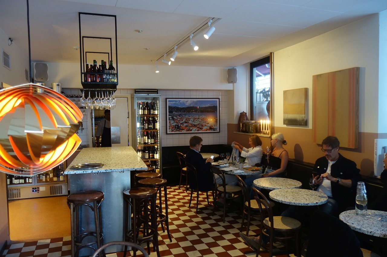 Café & Cave Nizza