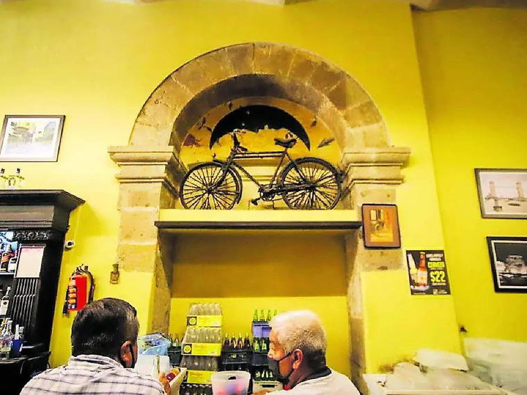 Cantina La Fuente, Guadalajara, Mexico