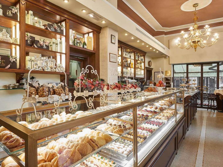 Coffee Patiserie Gamberini, Bologna, Italy