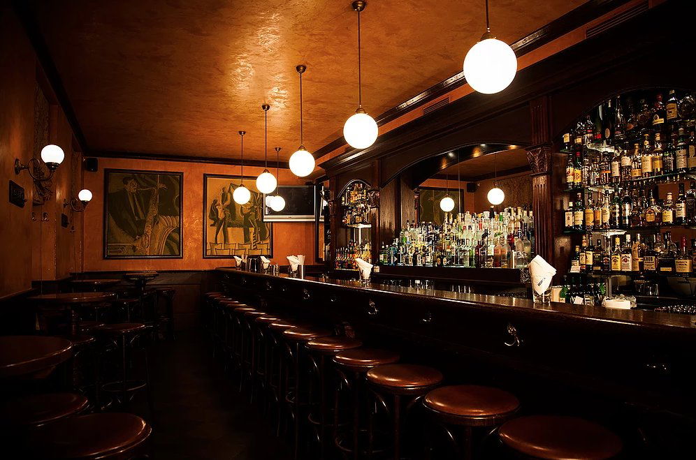 Alexander, Bar in Düsseldorf