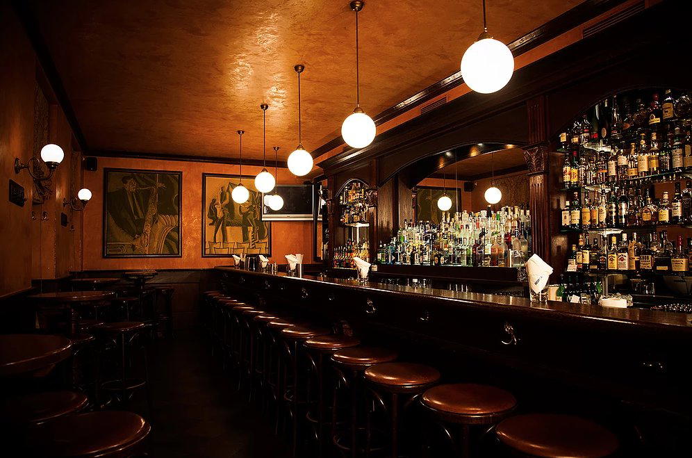 Alexander bar in Düsseldorf