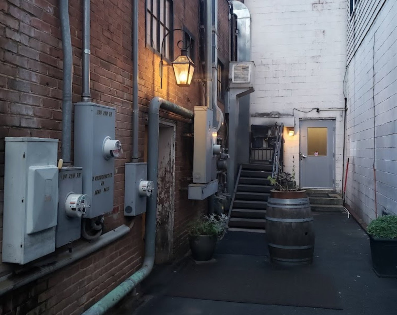 The Alley Light, Charlottesville, United States
