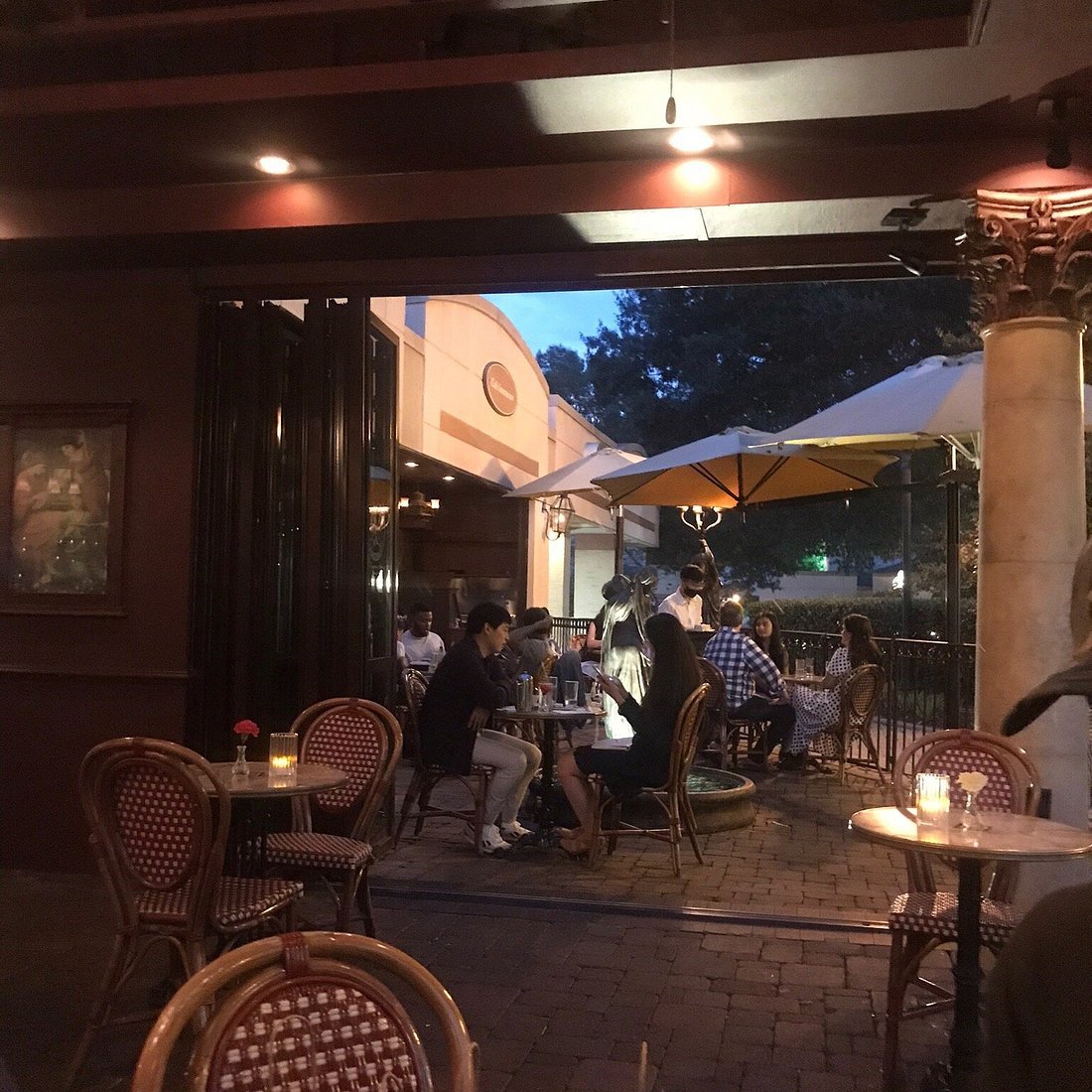Café Intermezzo - Dunwoody bar in Dunwoody