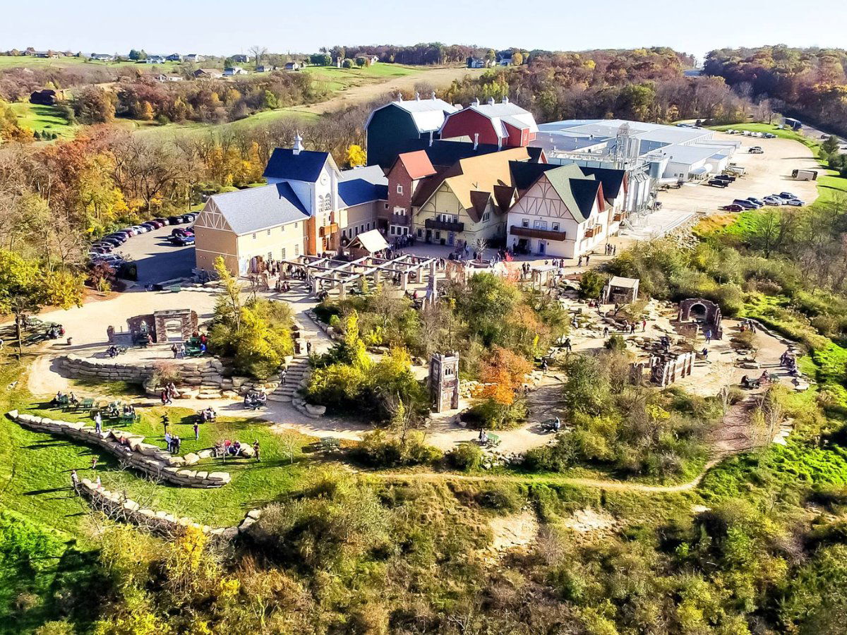New Glarus Brewing Company, Bar in New Glarus